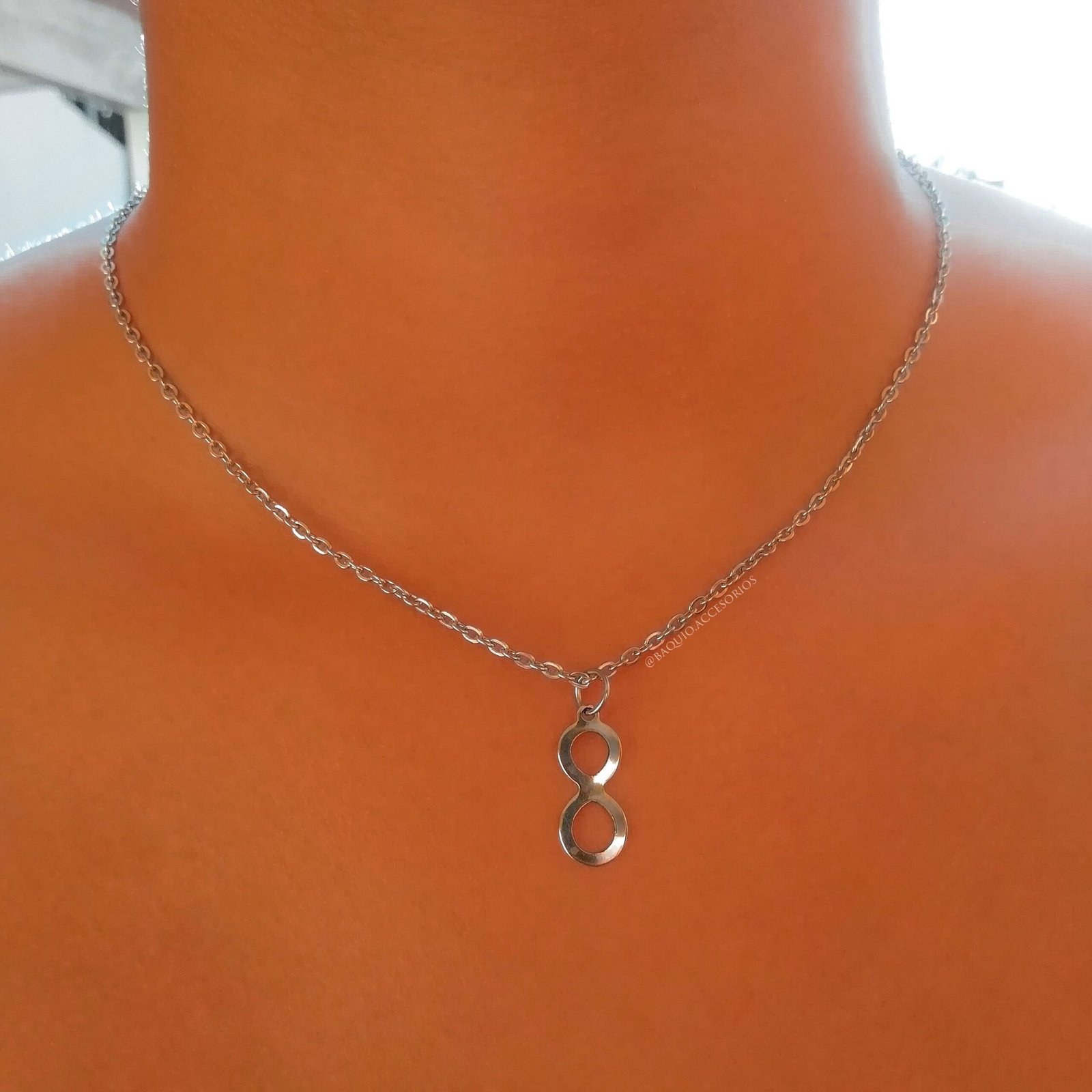 COLLAR INFINITO