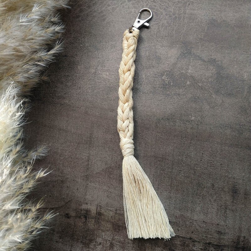 Llavero Macrame Kumi